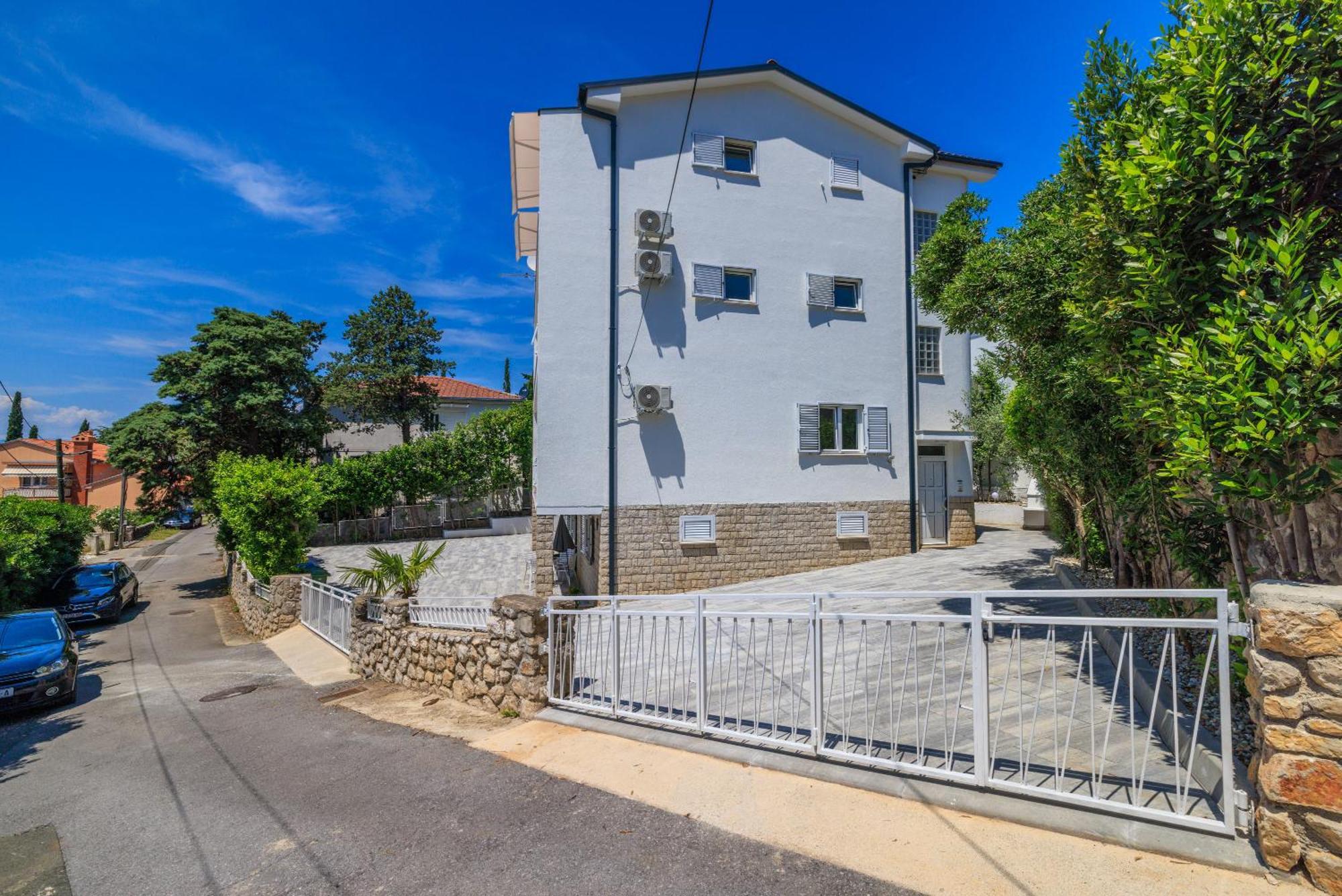 Apartments Podvezanec Crikvenica Buitenkant foto
