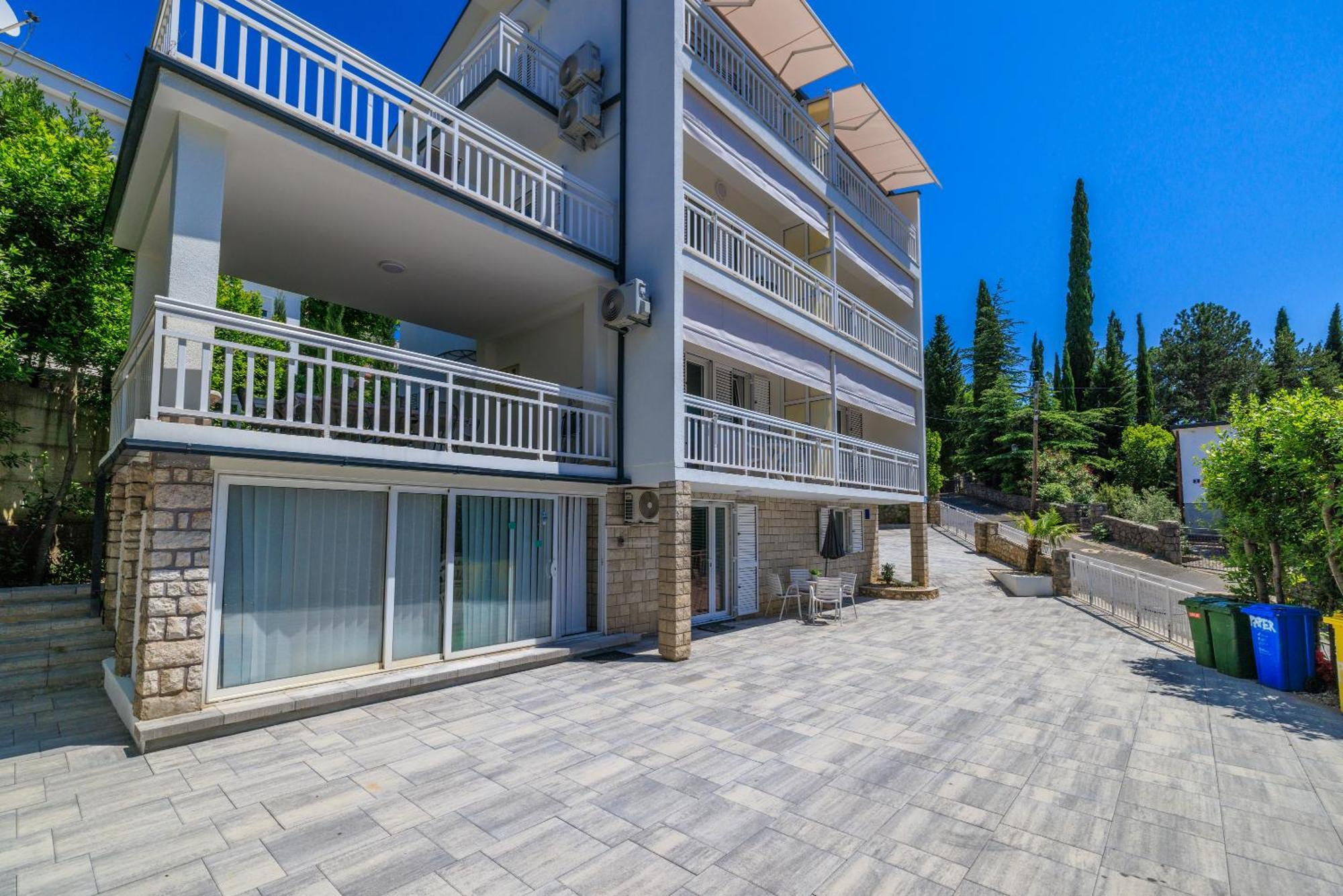 Apartments Podvezanec Crikvenica Buitenkant foto