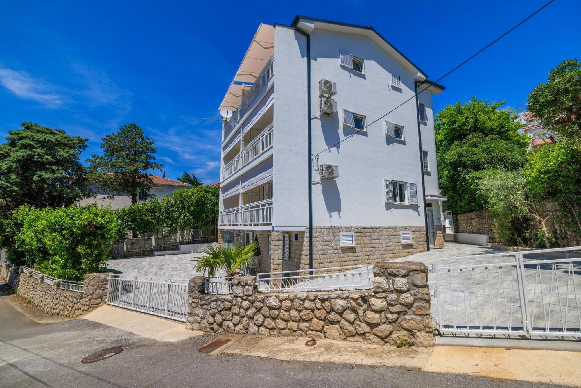 Apartments Podvezanec Crikvenica Buitenkant foto