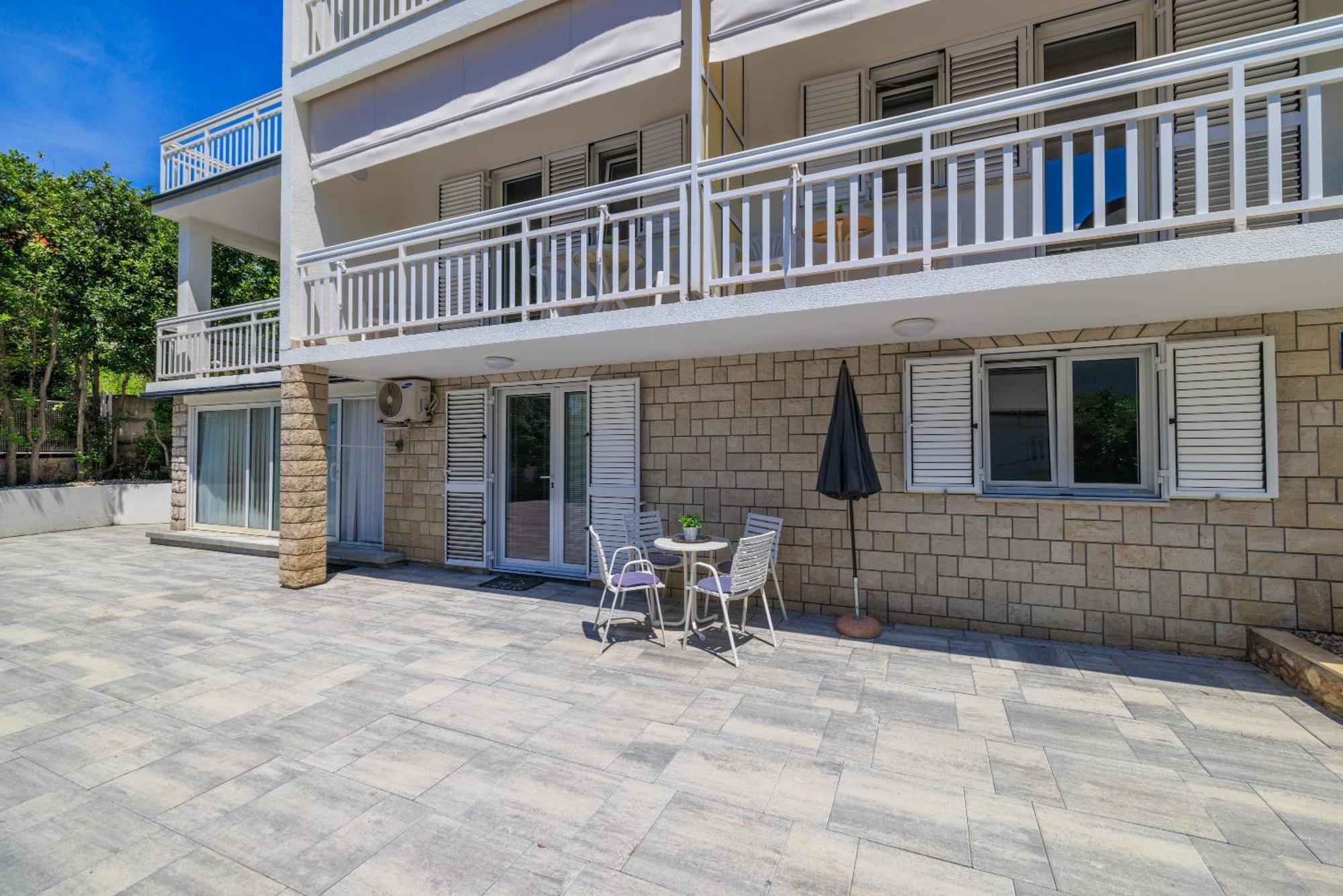 Apartments Podvezanec Crikvenica Buitenkant foto