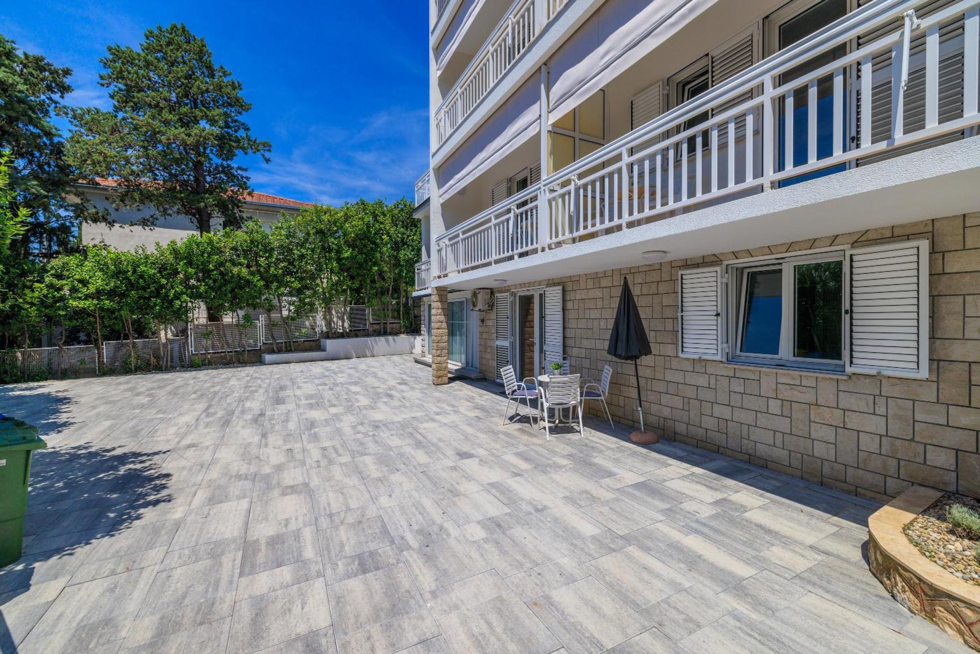 Apartments Podvezanec Crikvenica Buitenkant foto